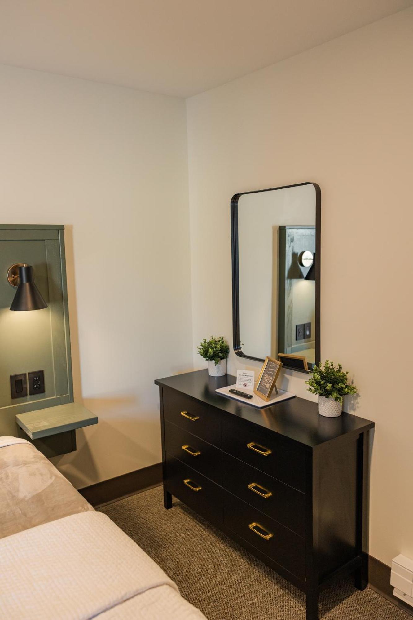 River City Inn Parsons Esterno foto